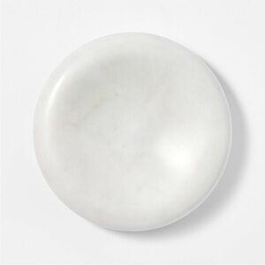STUDIO MCGEE NWT marble white dish 8.03”w -white